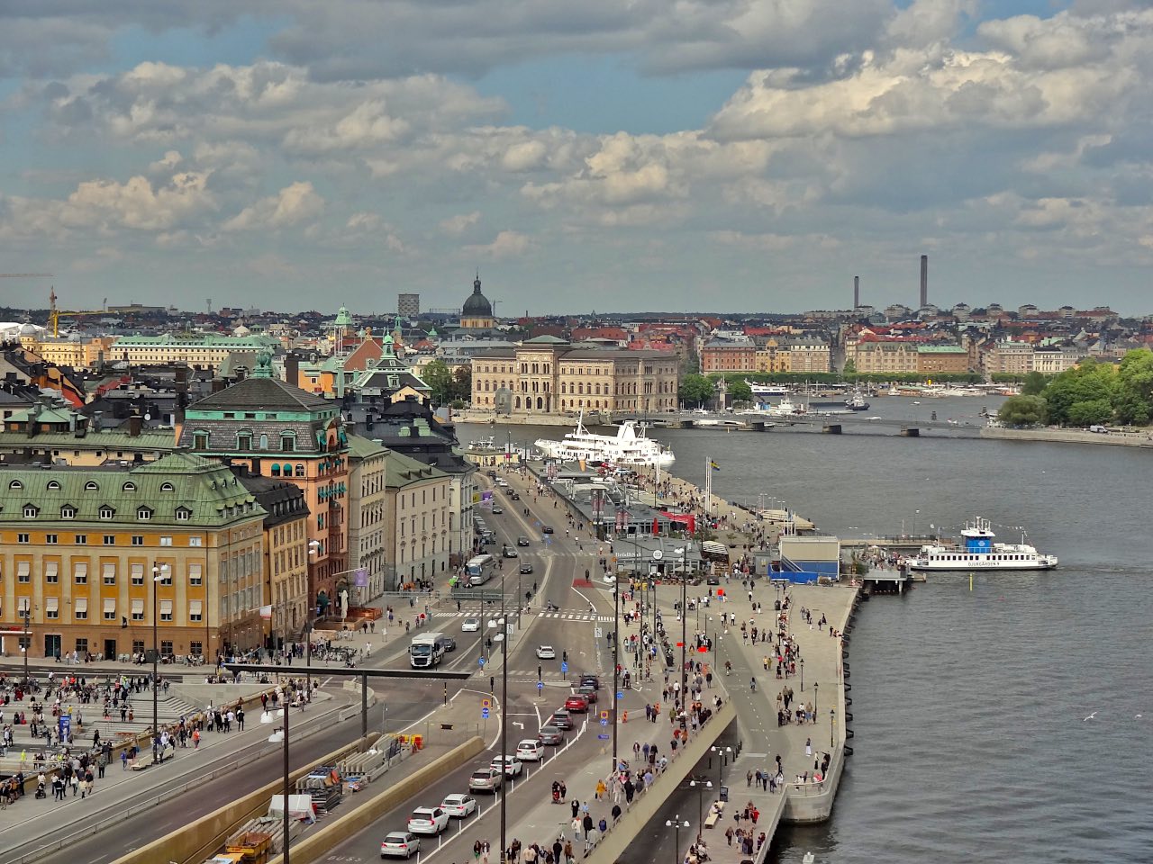 vue sur Stockholm depuis l'ascenseur Katarina