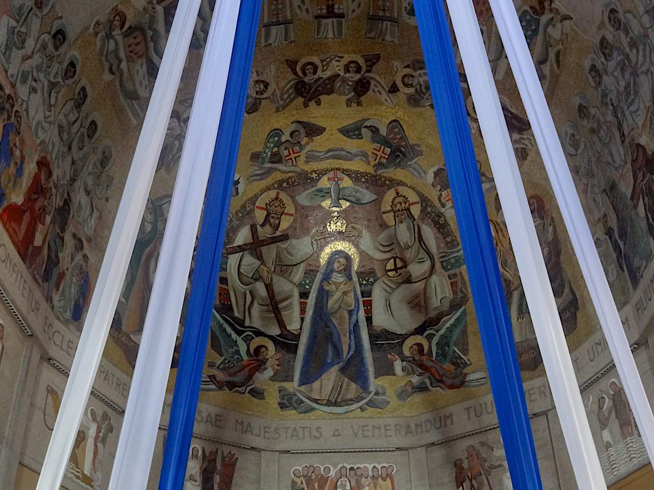 mosaïque de la basilique Notre-Dame-de-la-Trinité de Blois