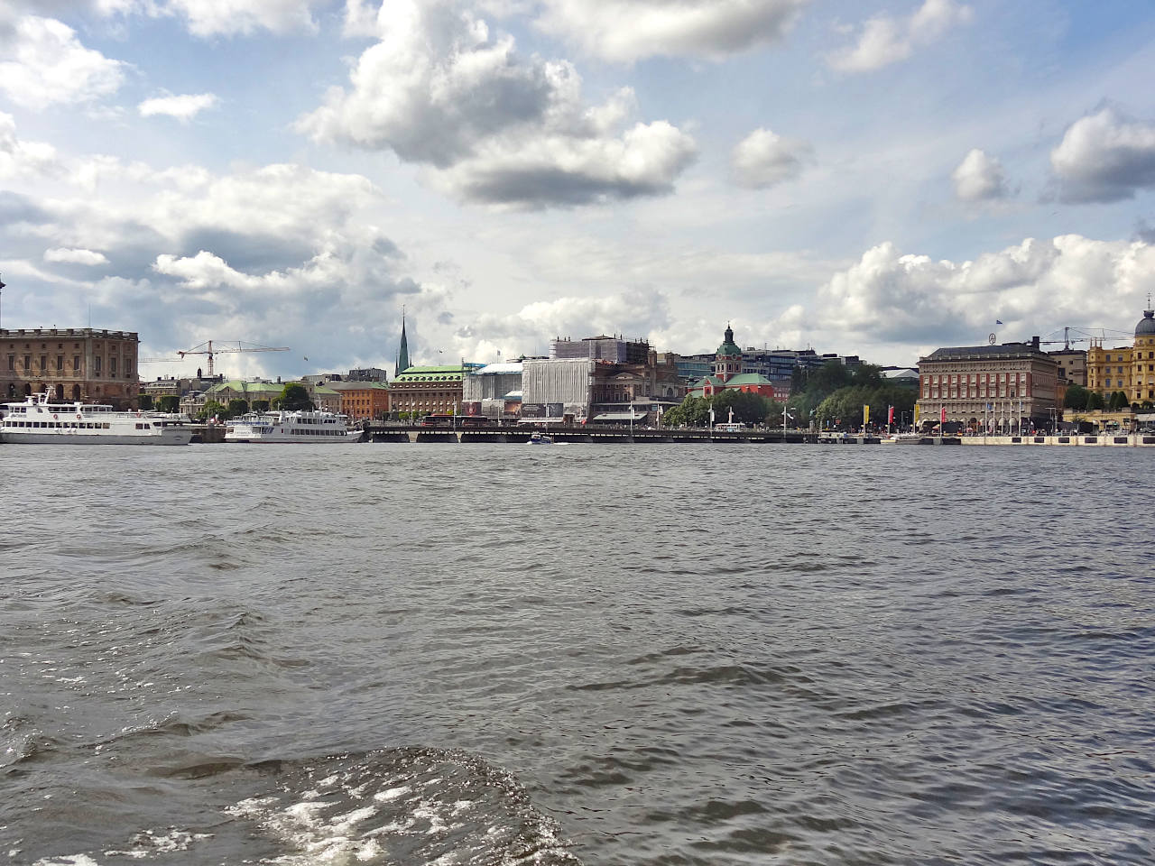 centre de Stockholm vu du bateau