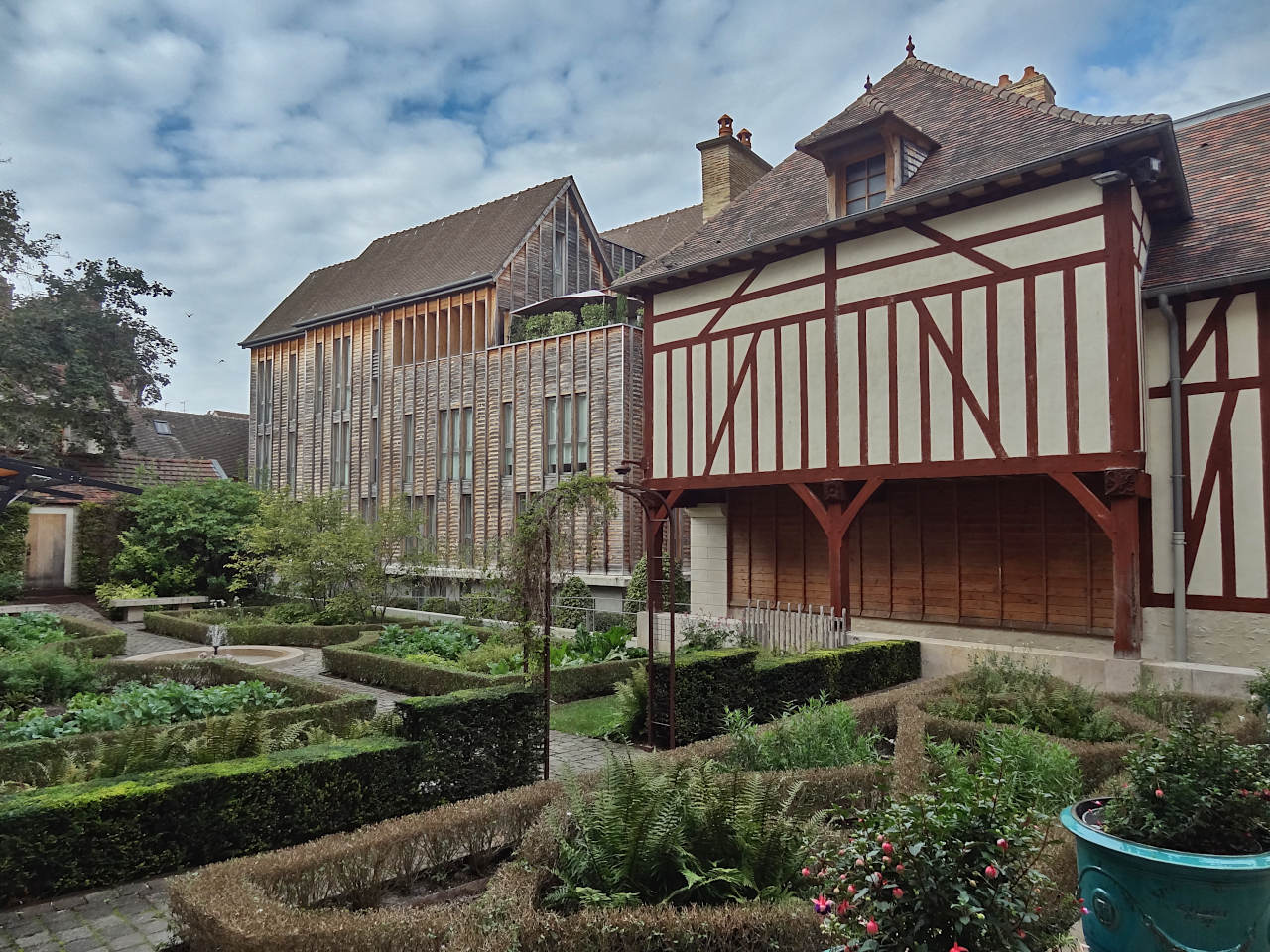 Jardin Juvenal des Ursins à Troyes
