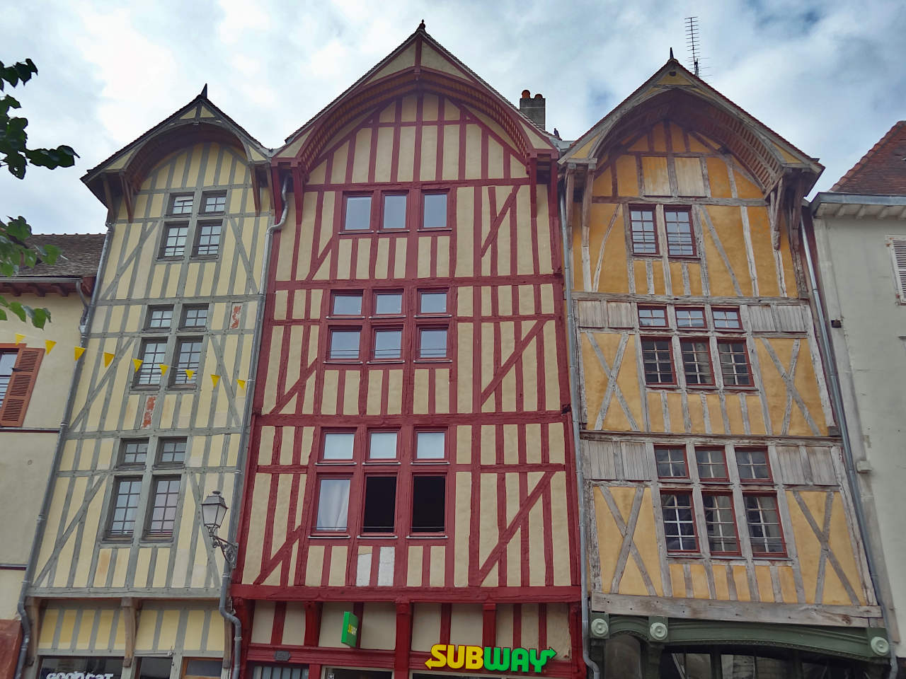 Troyes maisons