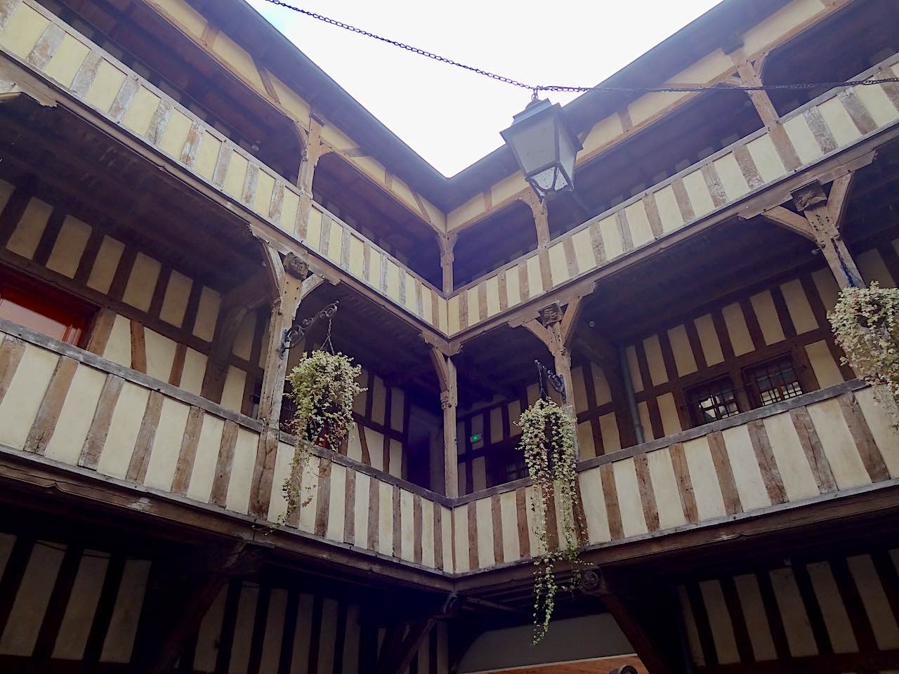 cour du Mortier d'Or Troyes