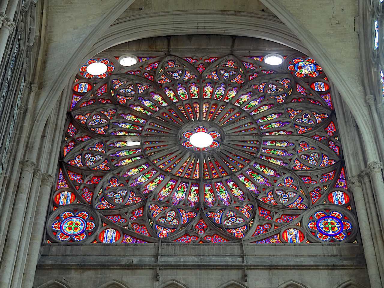 vitraux de la cathédrale de Troyes