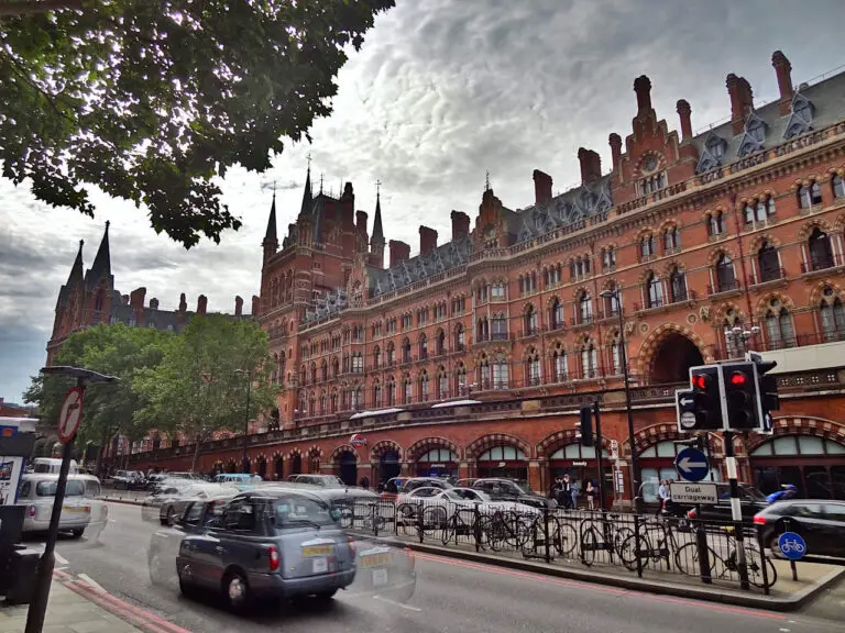 gare de Londres Saint Pancras