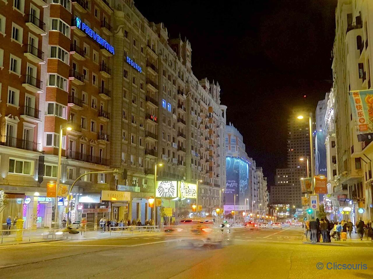Gran Via de nuit