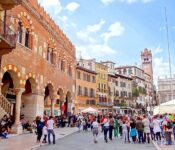 Piazza delle Erbe à Vérone