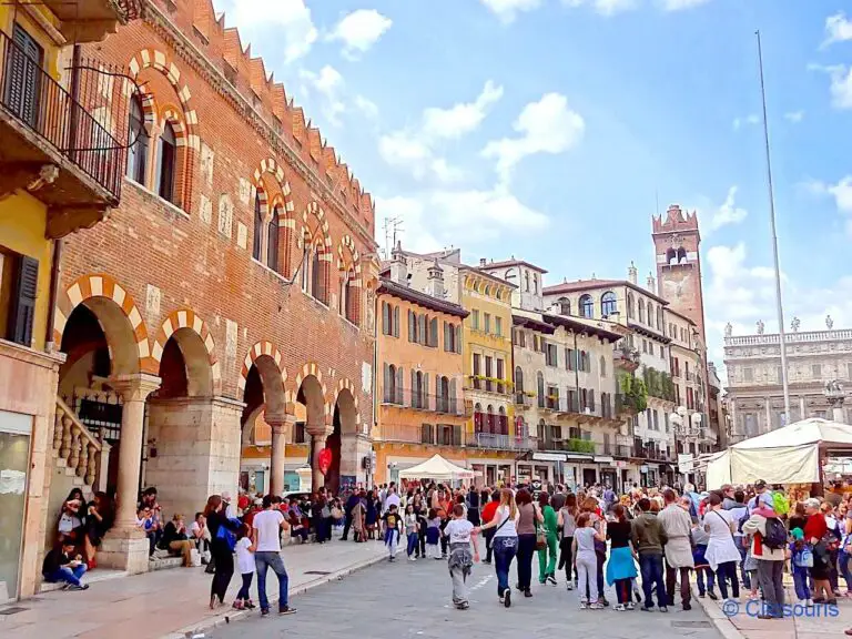 Piazza delle Erbe à Vérone