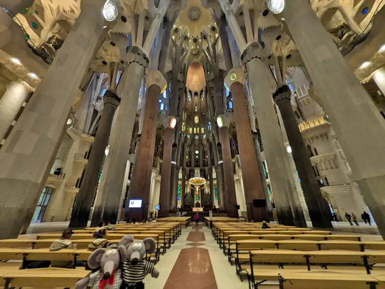 Sagrada Familia intérieur