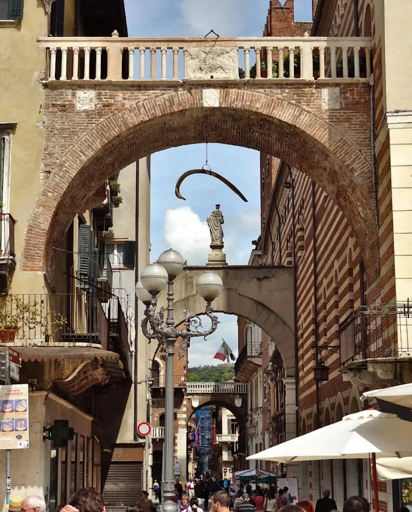 rue de Vérone