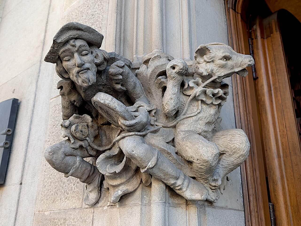 détails de la façade de la Casa Amatller