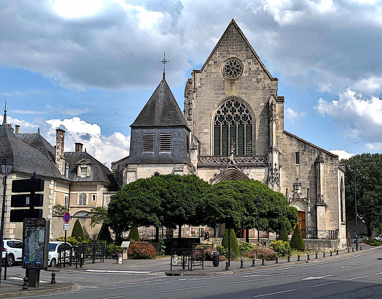 Église Saint-Bonnet de Bourges