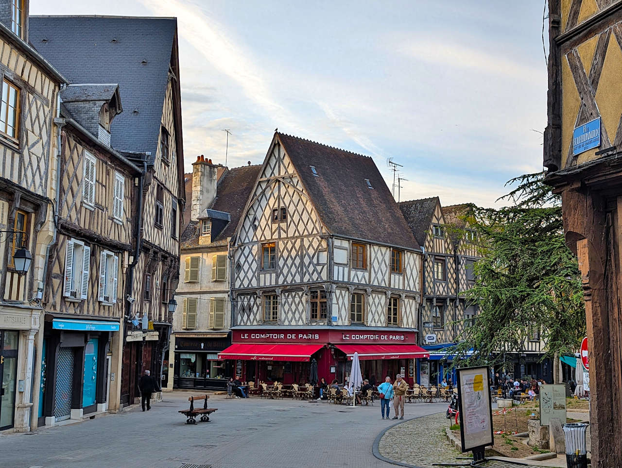 Place Gordaine de Bourges