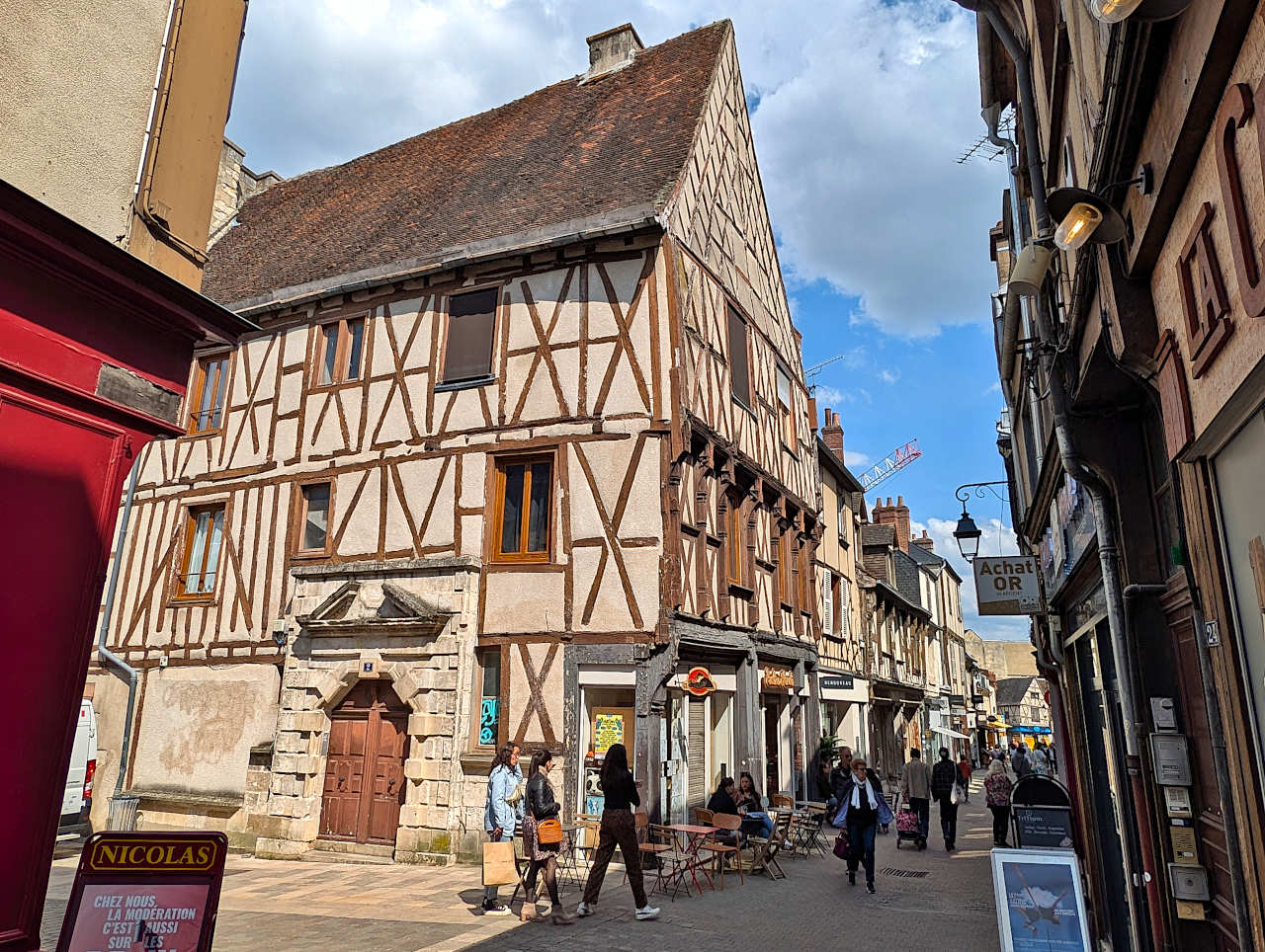 Rue Mirebeau Bourges