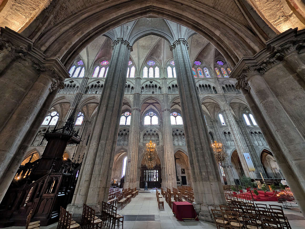 cathédrale de Bourges intérieur 2