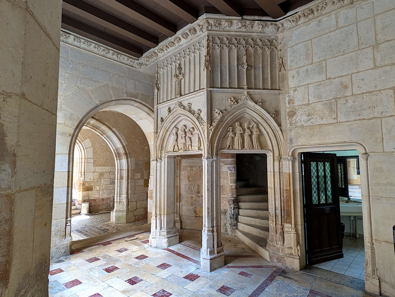 palais Jacques-Coeur