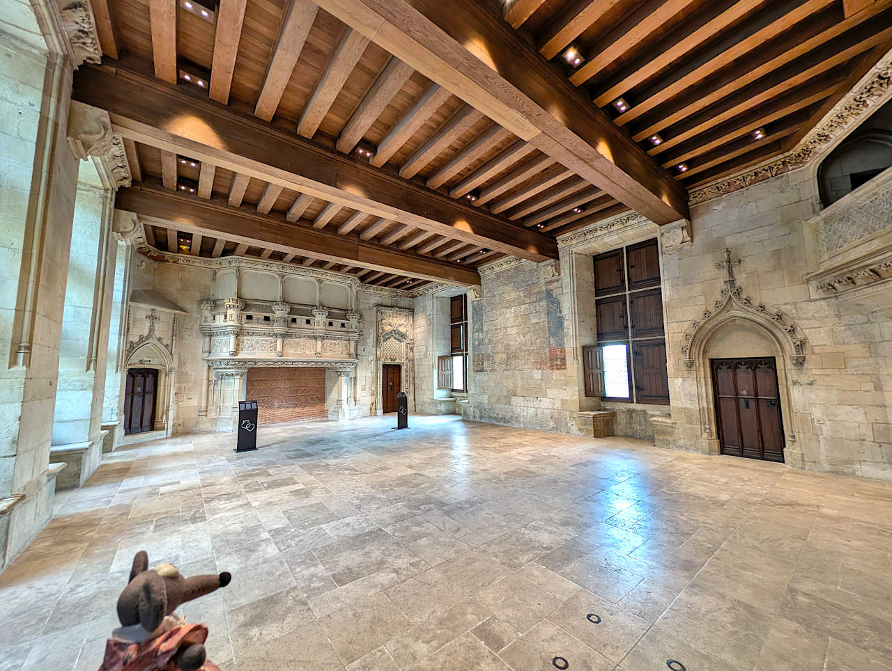 palais Jacques-Coeur salle des festins