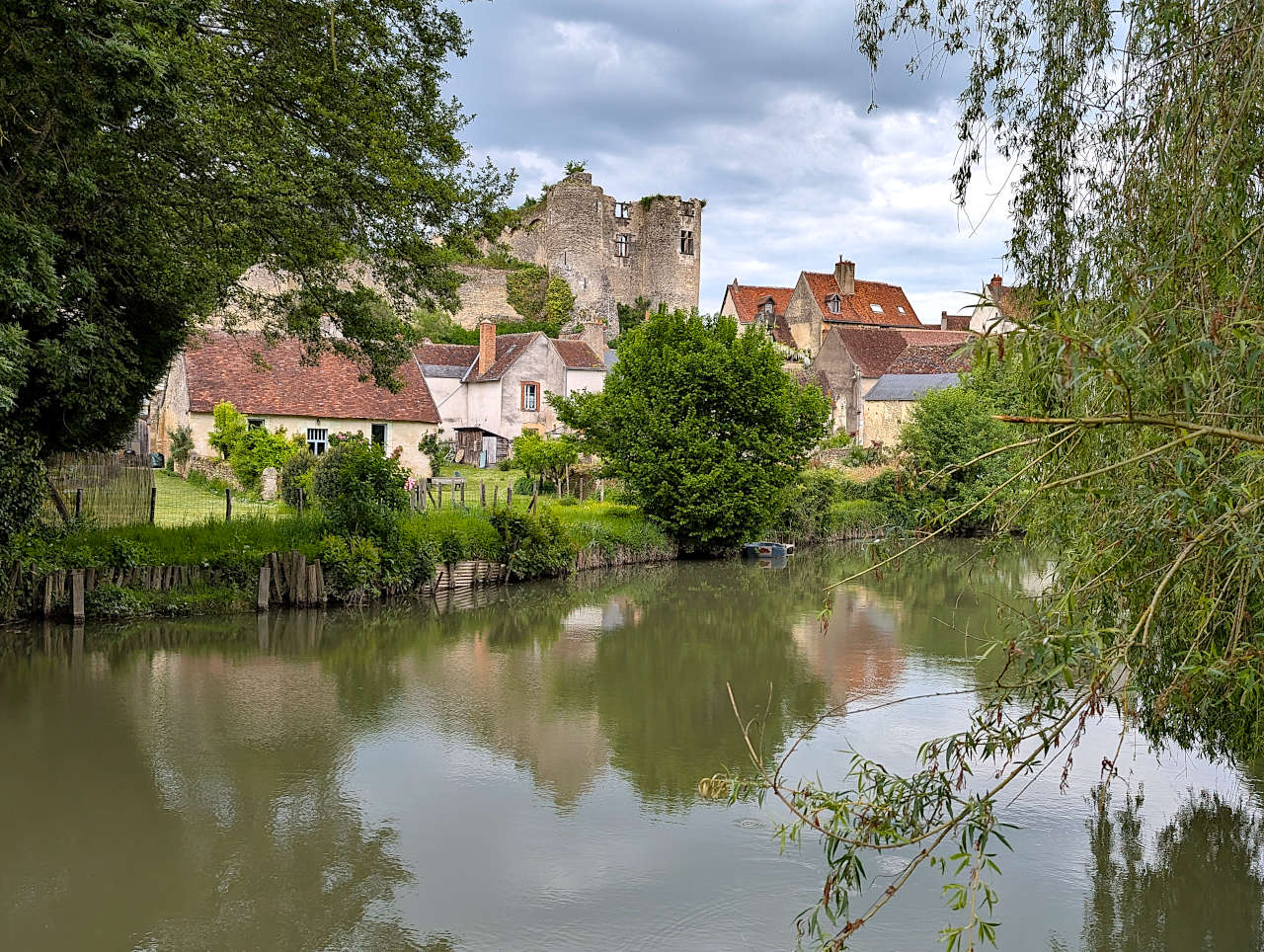 Montrésor rivière vue