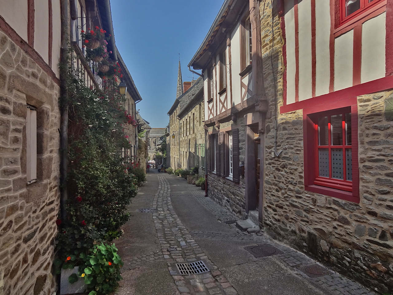 Tréguier rue Saint-Yves