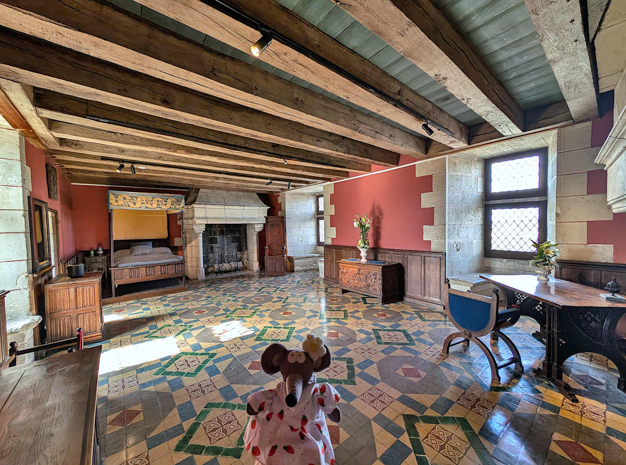 chambre carreaux verts château de Langeais
