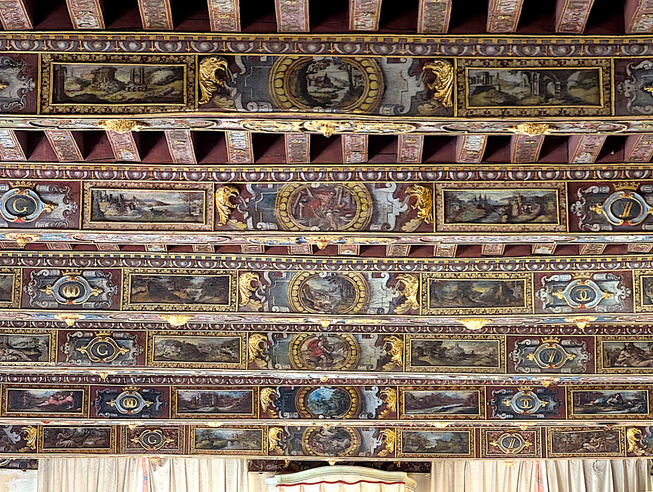 grande galerie du château de Brissac 2