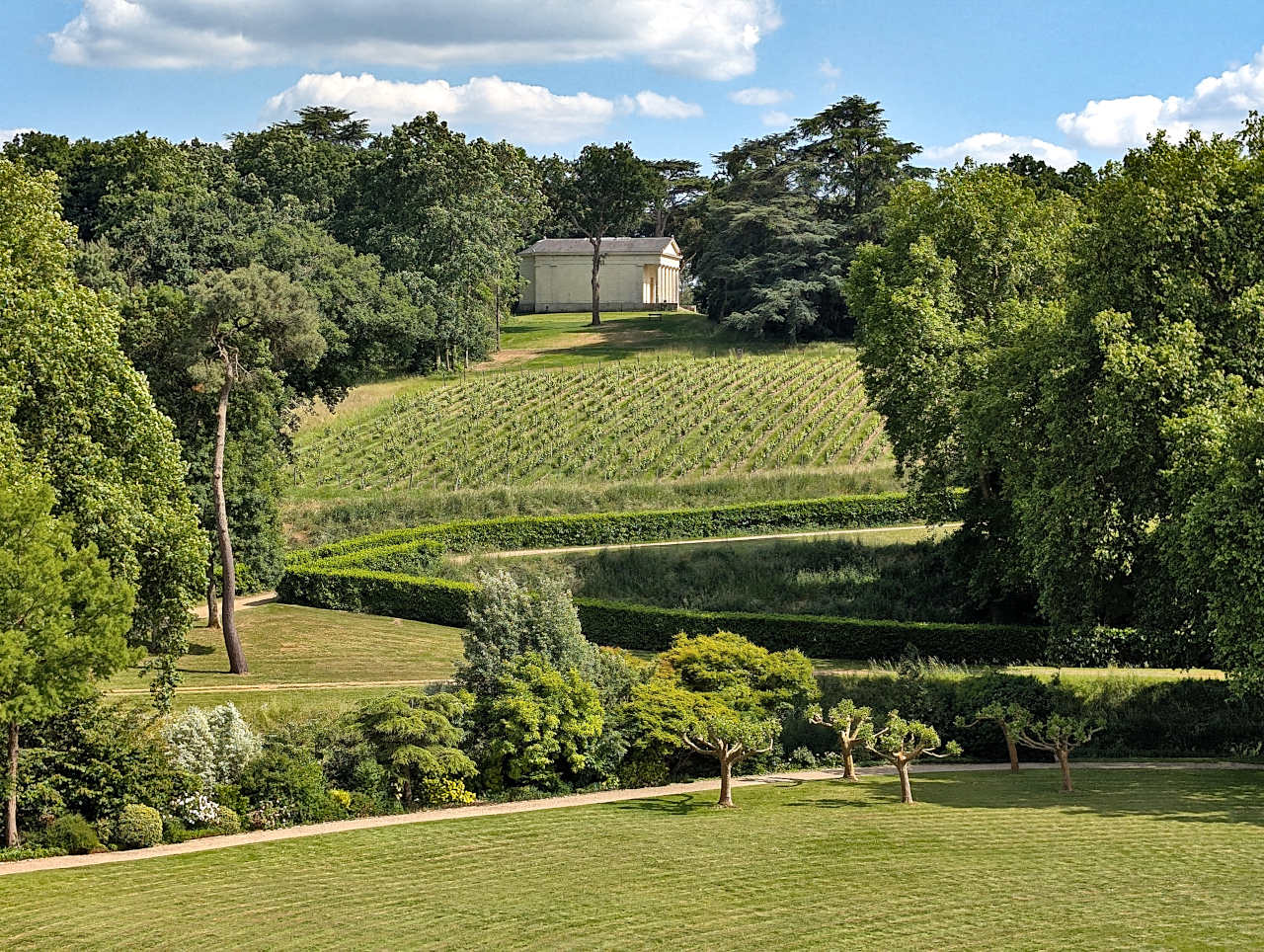 parc et mausolée du château de Brissac