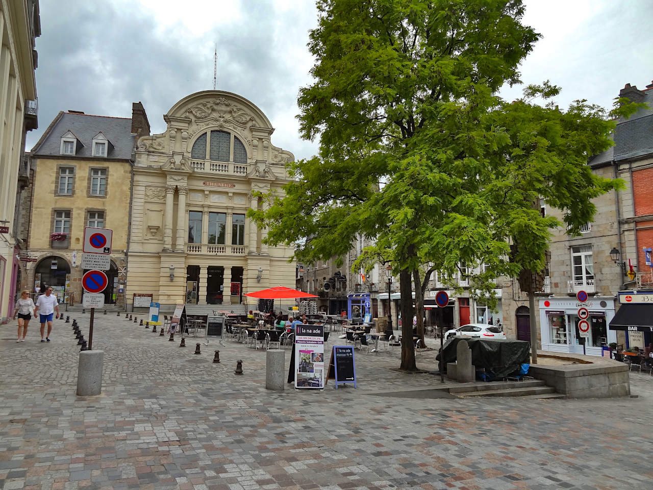 place du Théâtre de Fougères