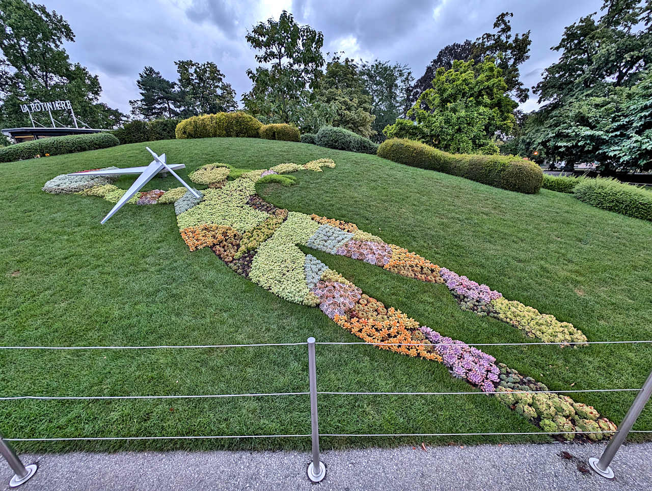 horloge fleurie de Genève