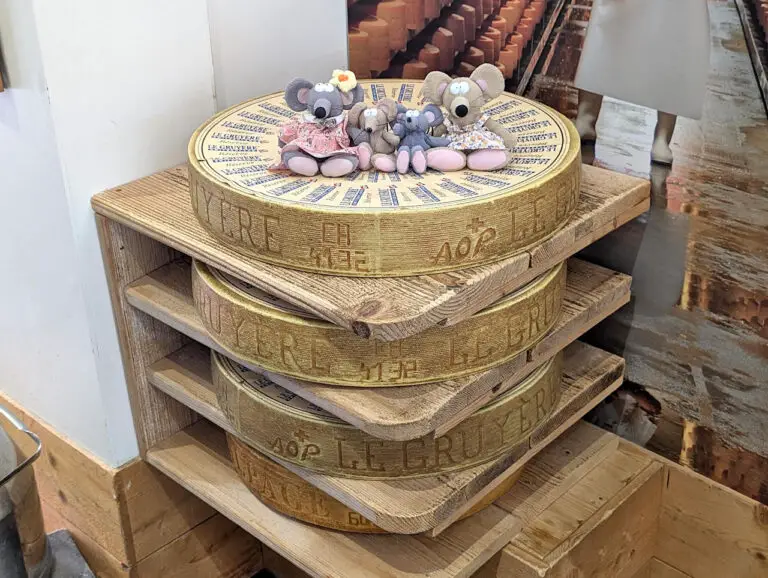 Gruyère, dans la fromagerie du village de Gruyères