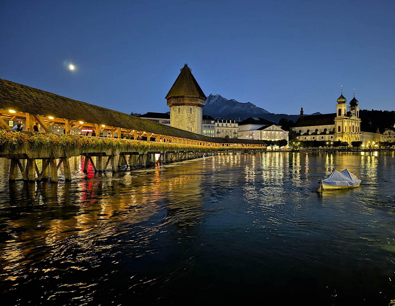 Lucerne by night