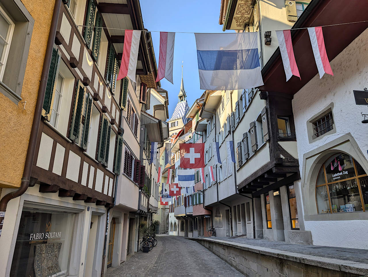 une rue de la vieille ville de Zoug