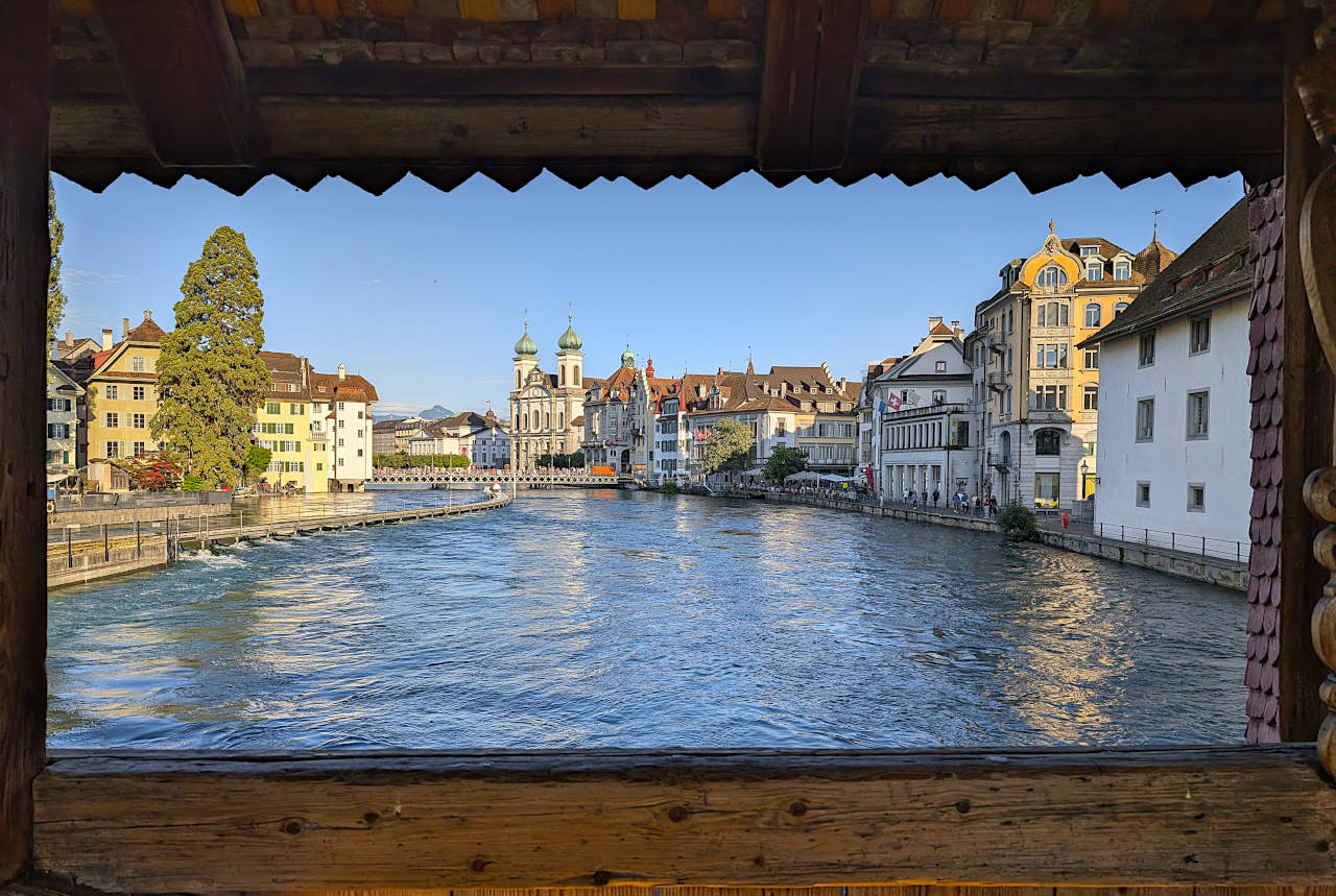 vue sur Lucerne depuis le Spreuerbrücke