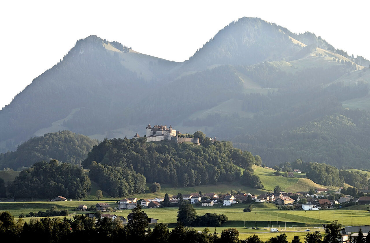 vue sur le château de Gruyères