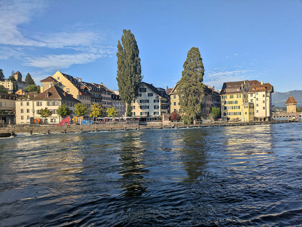 quais de la Reuss à Lucerne 3