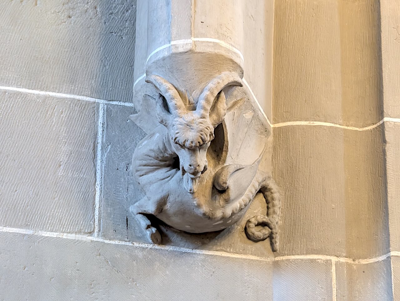 Église Saint-Oswald de Zoug 3