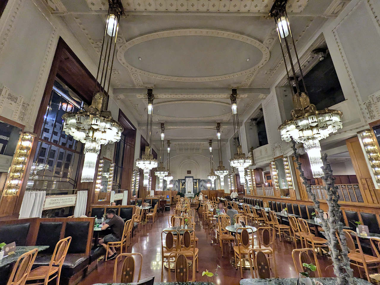 Café de la Maison municipale 1