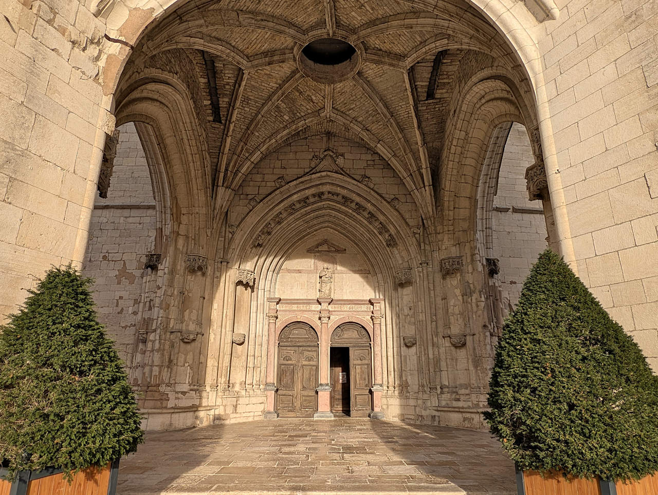 collégiale Notre-Dame de Dole