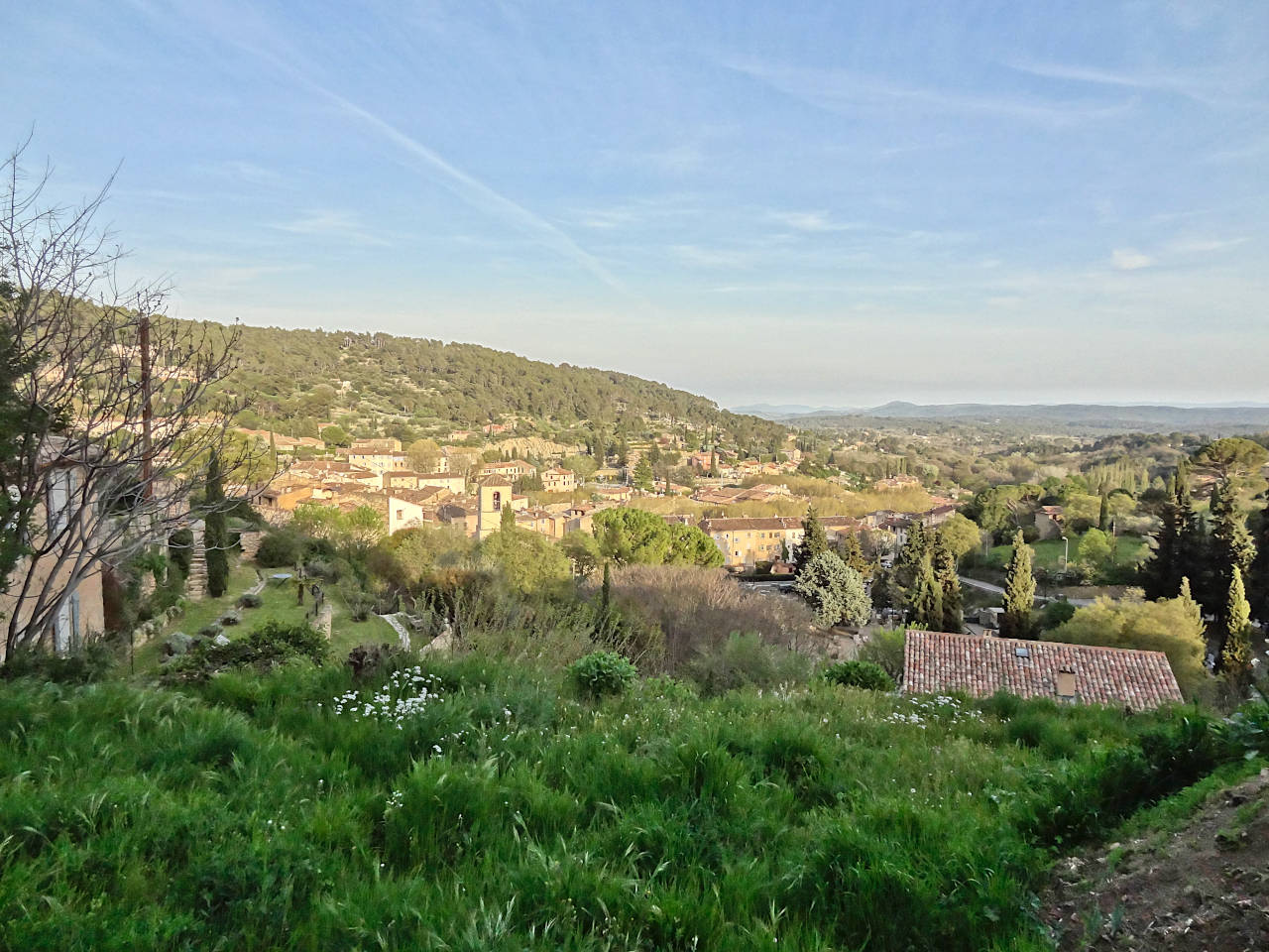 vue sur Cotignac