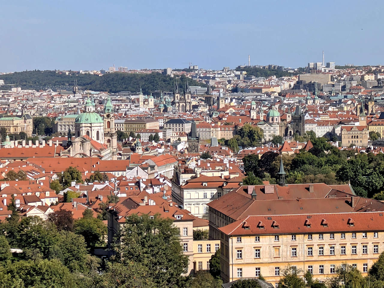vue sur Prague depuis la rue Uvoz 2