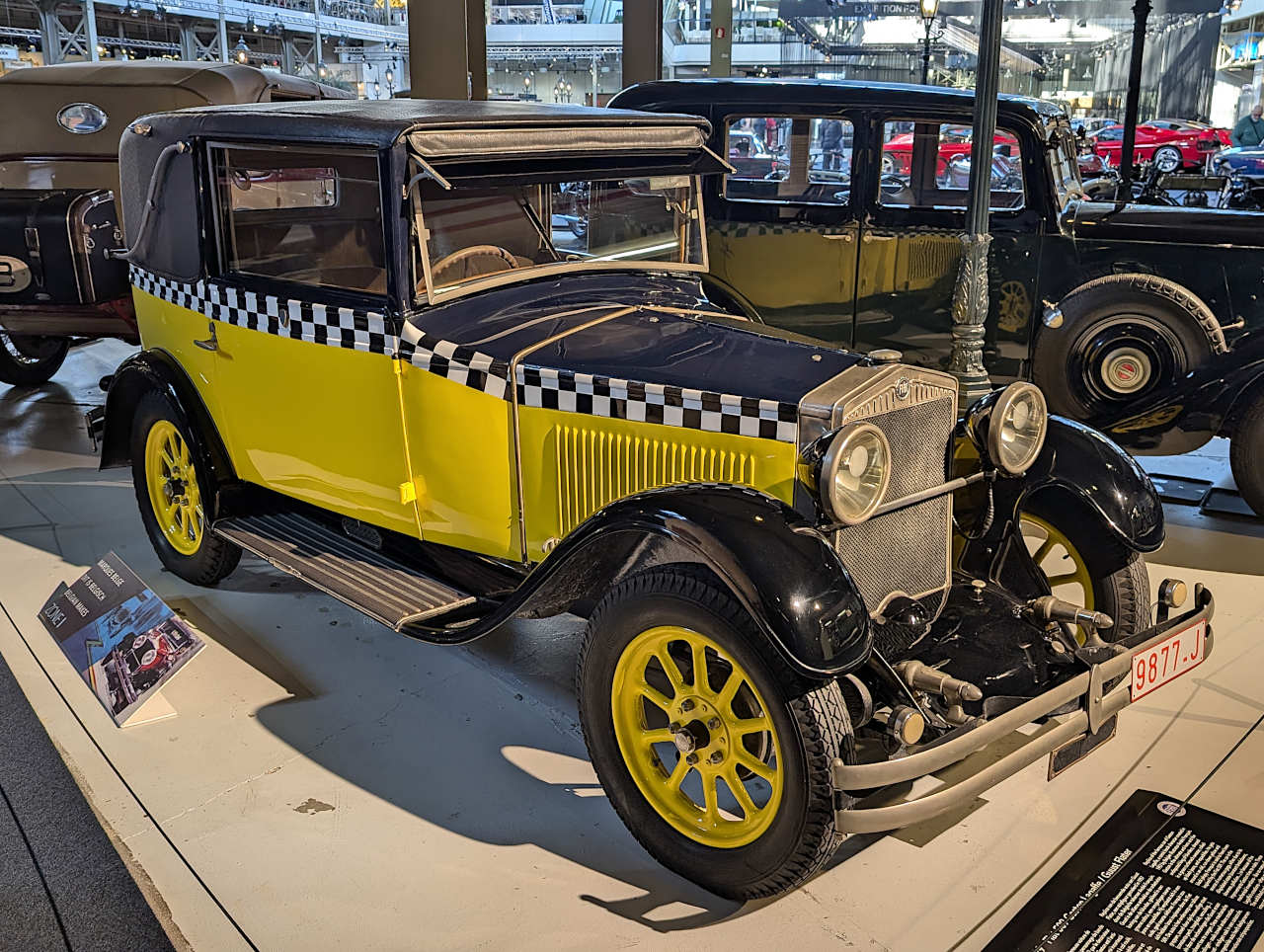 Fiat 509 de Gaston Lagaffe Autoworld
