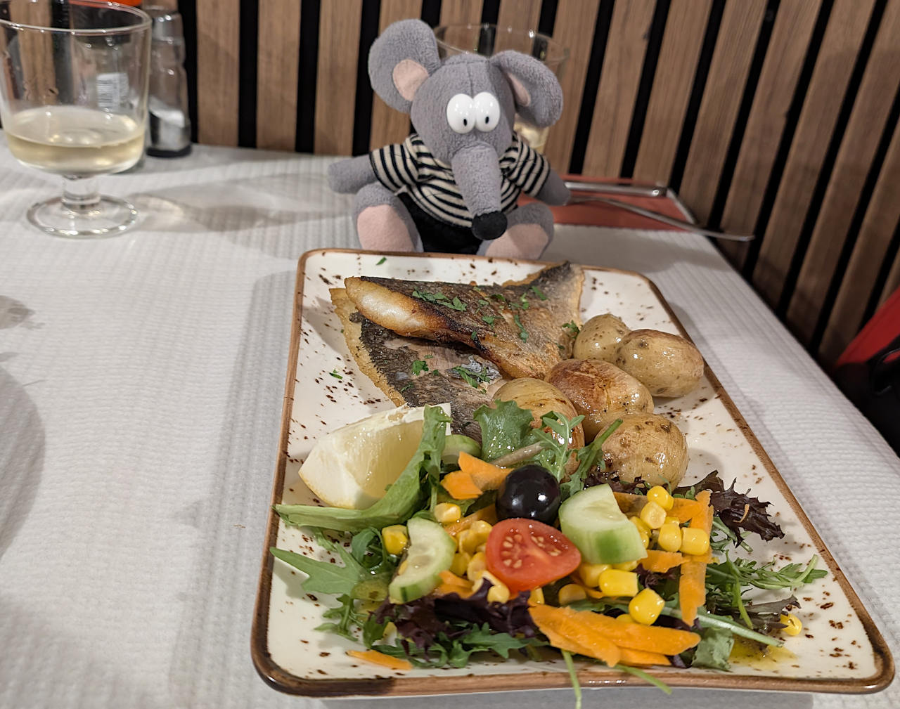 Russo's Avenida : dorade
