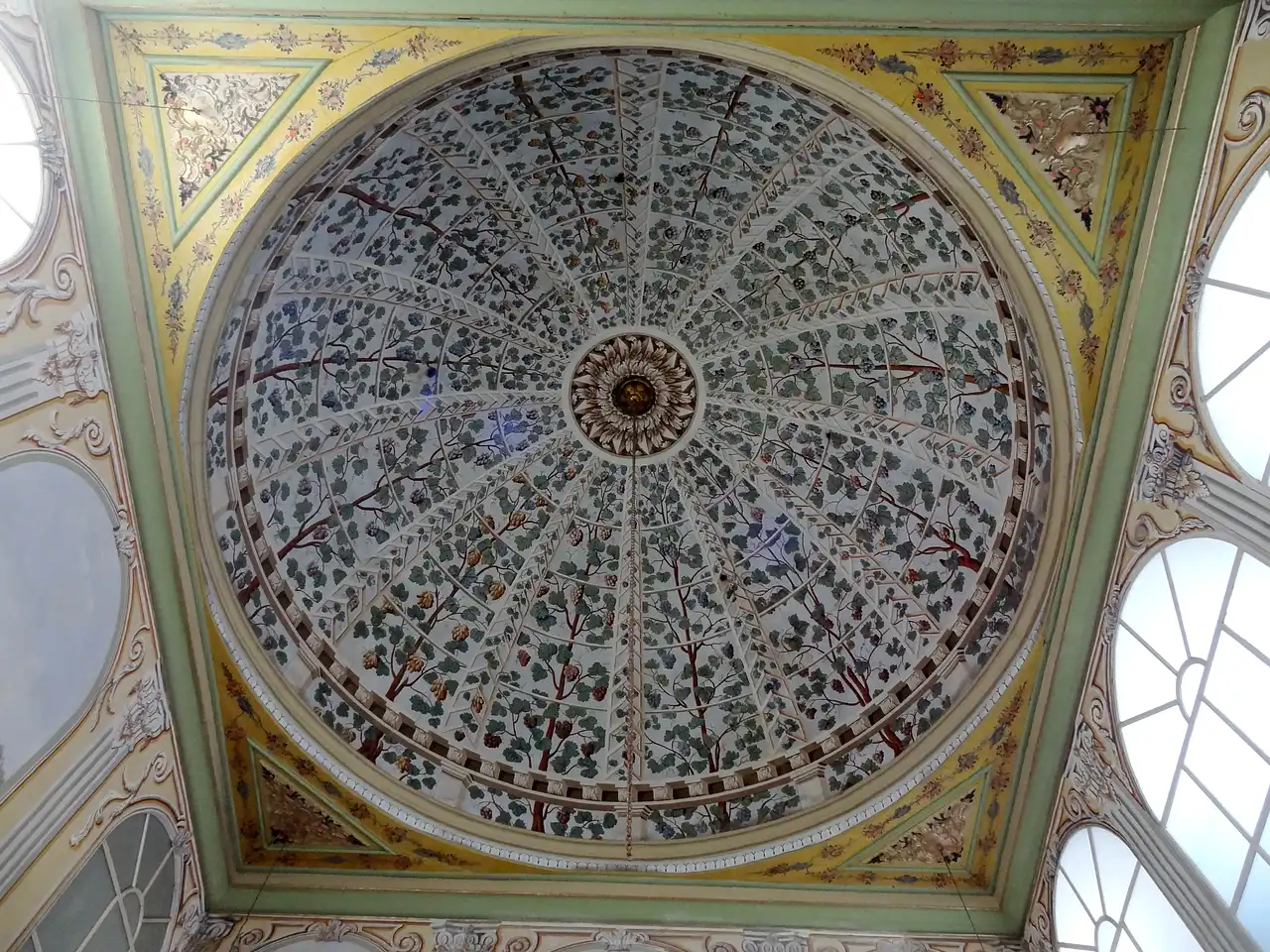 coupole de la chambre de la valide sultan