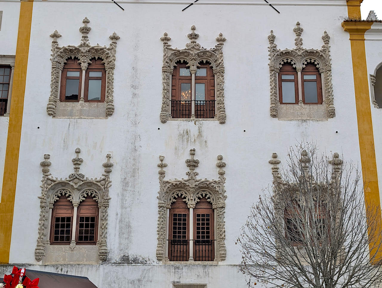 palais national de Sintra fenêtres