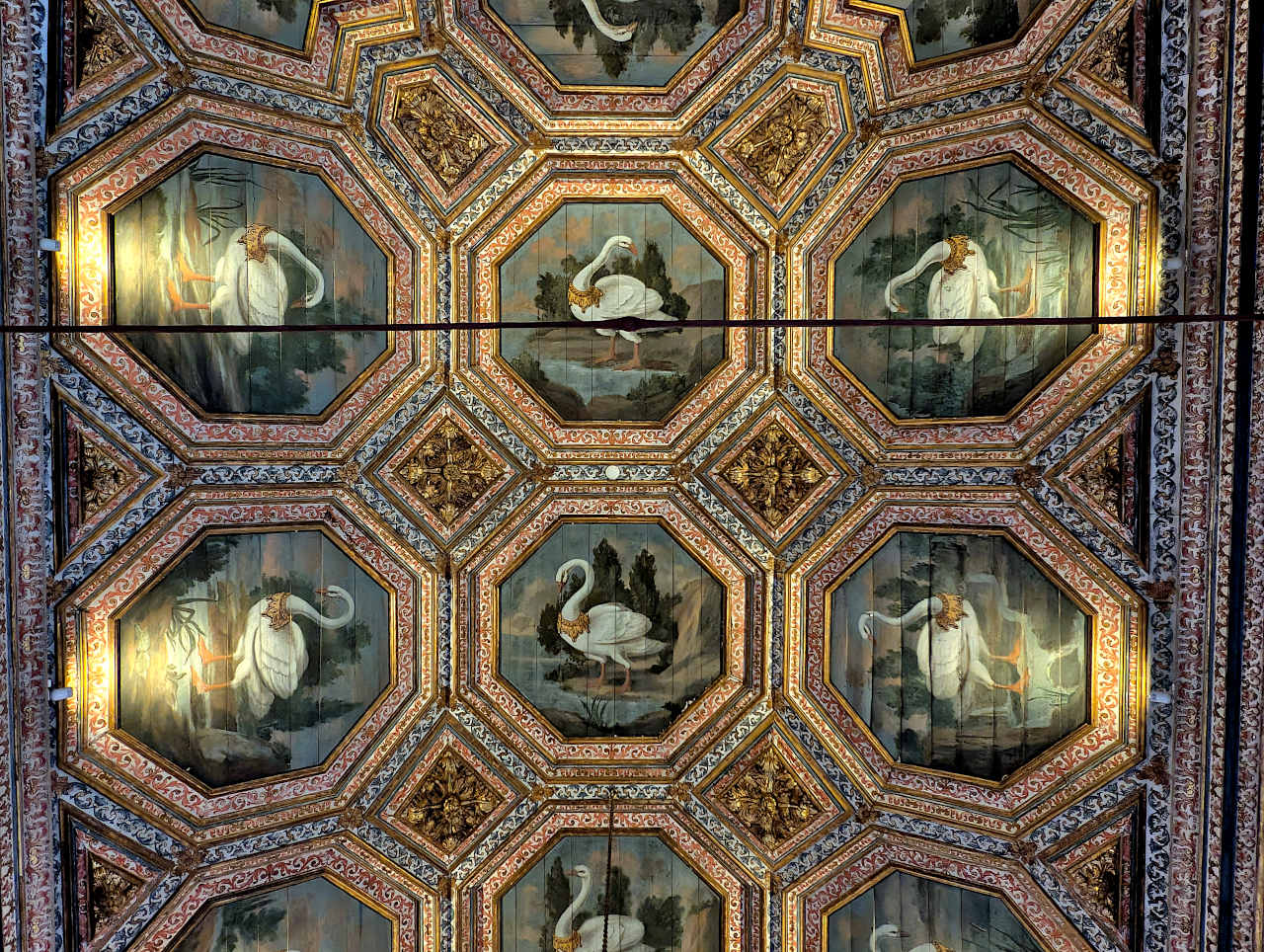 palais national de Sintra plafond