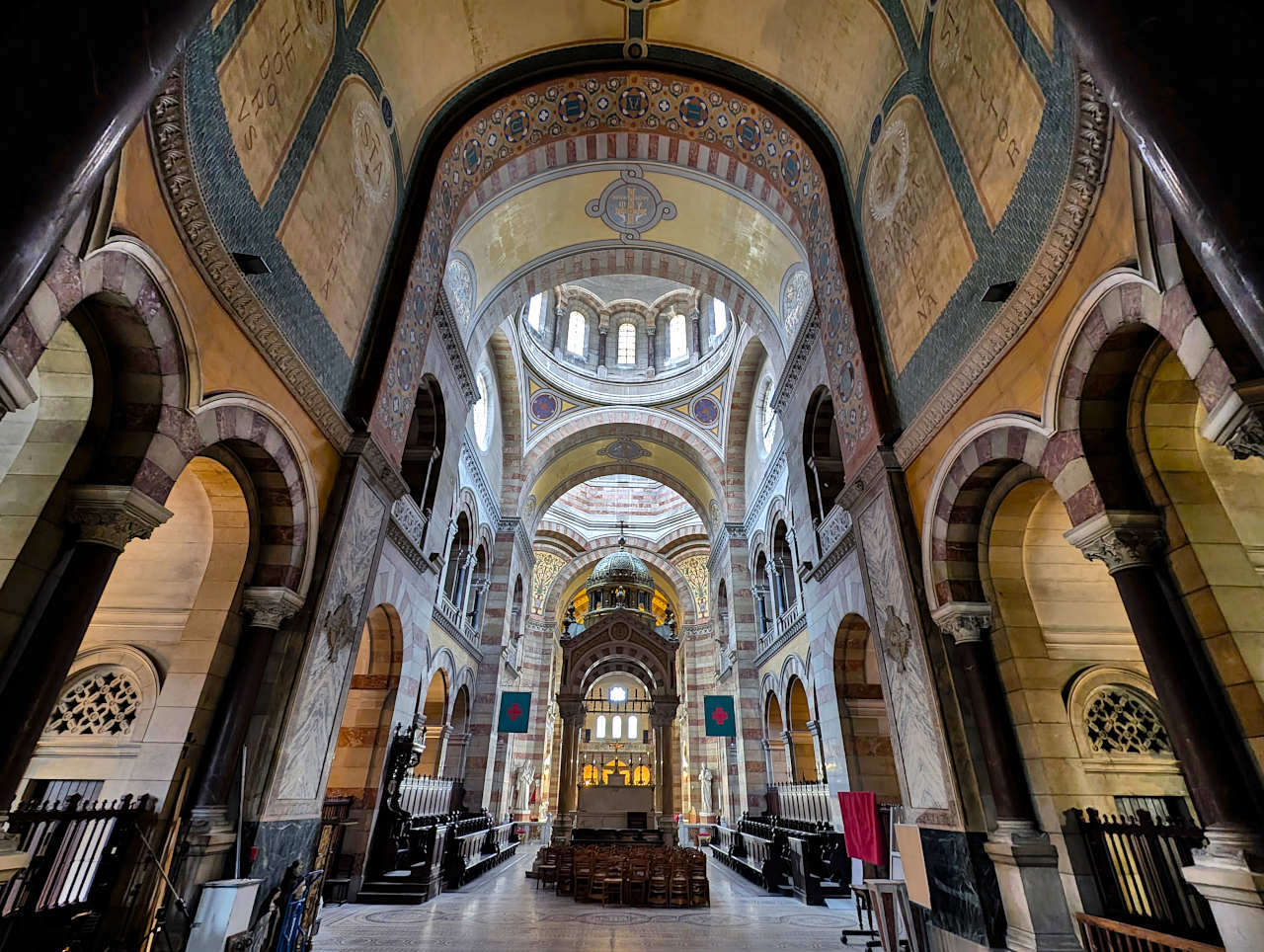 cathédrale de la Major intérieur 2