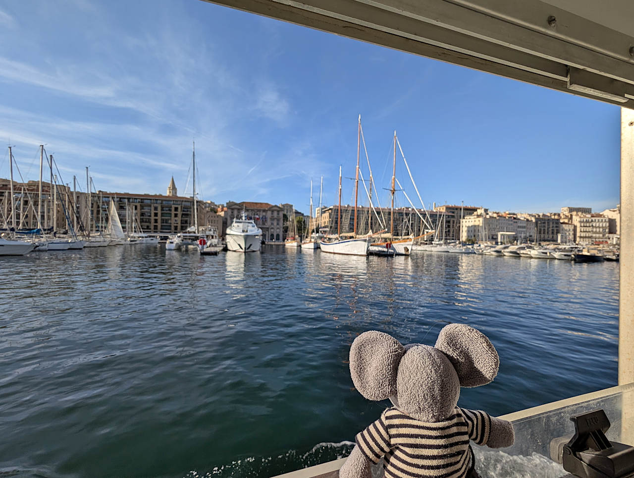 vieux port de Marseille vu du bateau 2