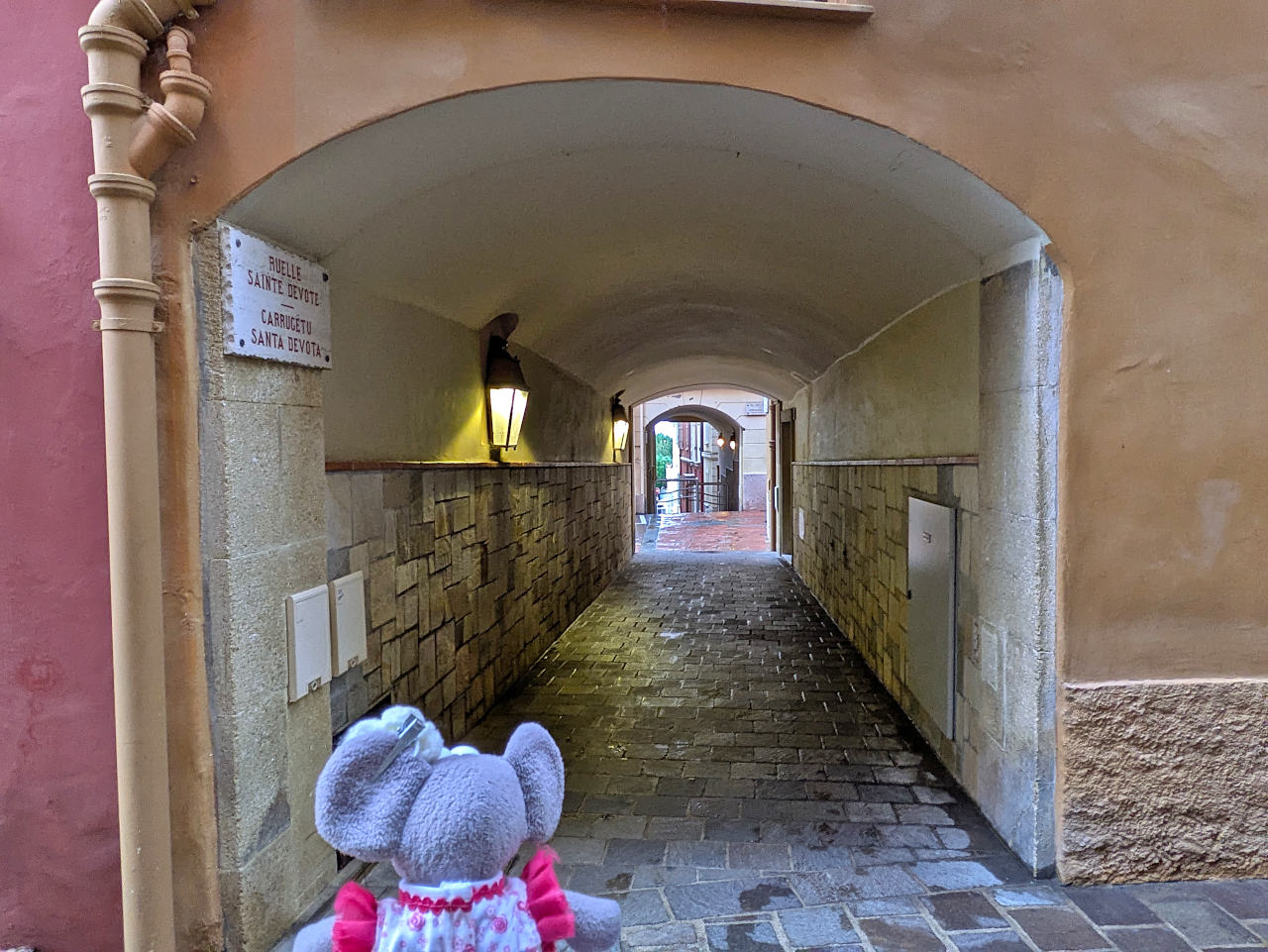 Monaco vieille ville passage