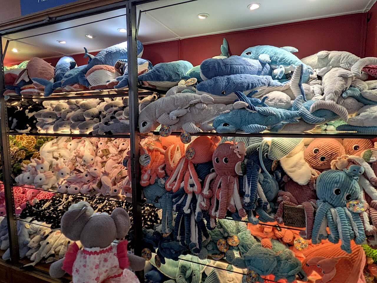 boutique de l'aquarium de Monaco peluches