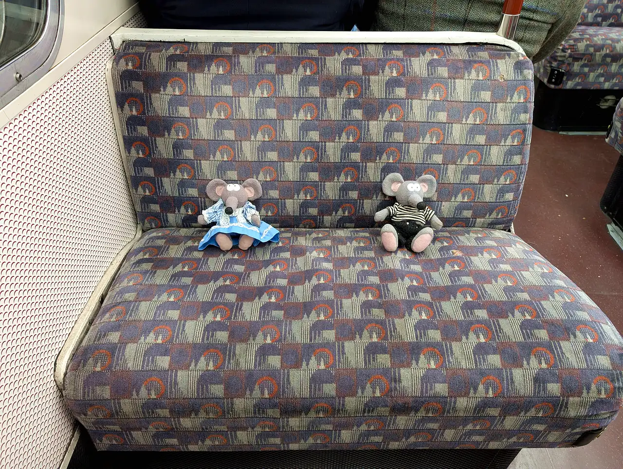 banquette du métro de Londres