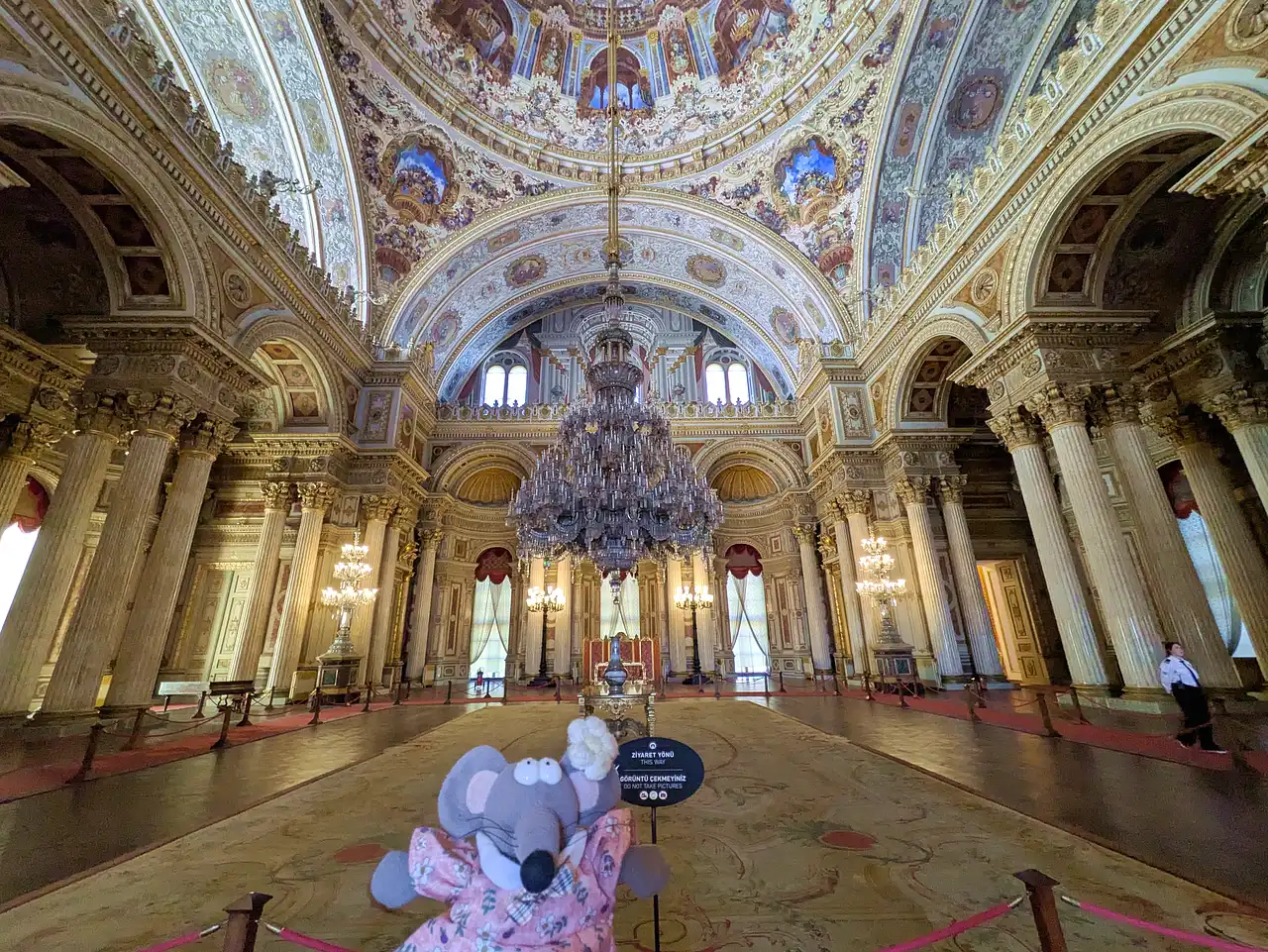 grande salle du palais de Dolmabahce