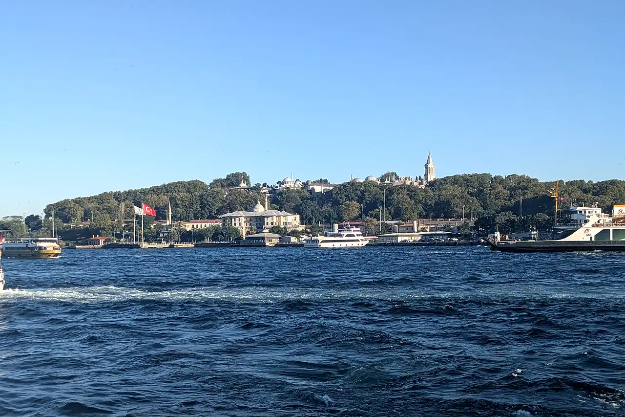pointe du sérail vue depuis le bateau